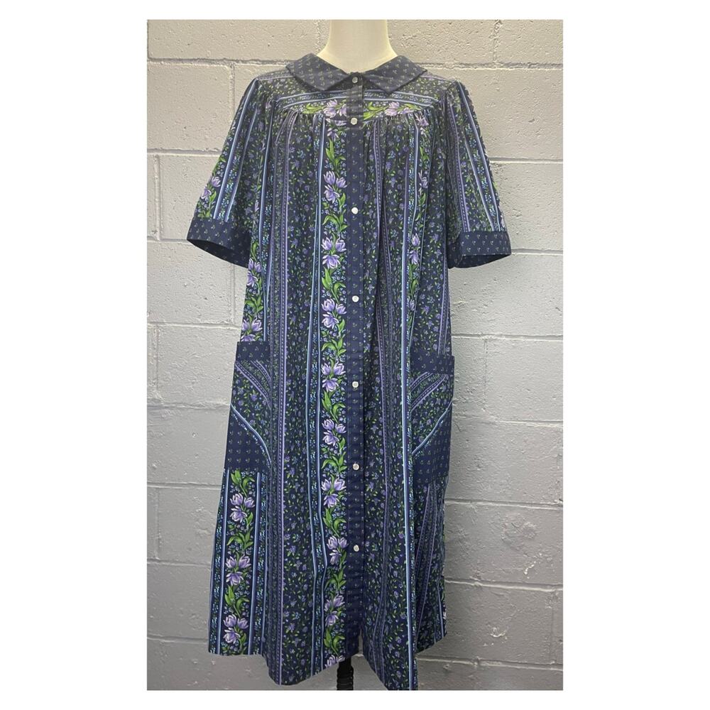 Vintage 70s 80s Floral Kaftan Mumu House Dress Coffee Coats Styled by Saybury 2X